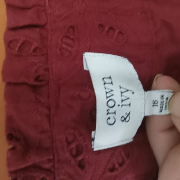 Crown & Ivy 2 Piece Shorts and Tank Set, Size L - Picture 5 of 9